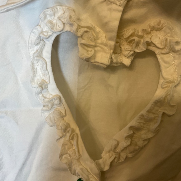 Cropped white cotton shirt with colorful buttons and heart shaped cut-out xs/s - Picture 3 of 7